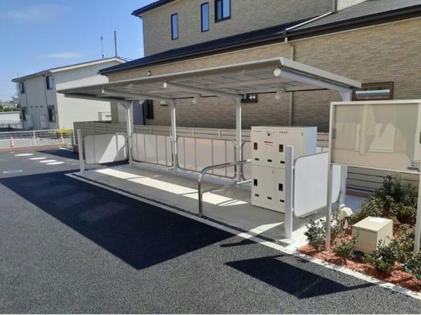  エスポワールB (東松山市西本宿)