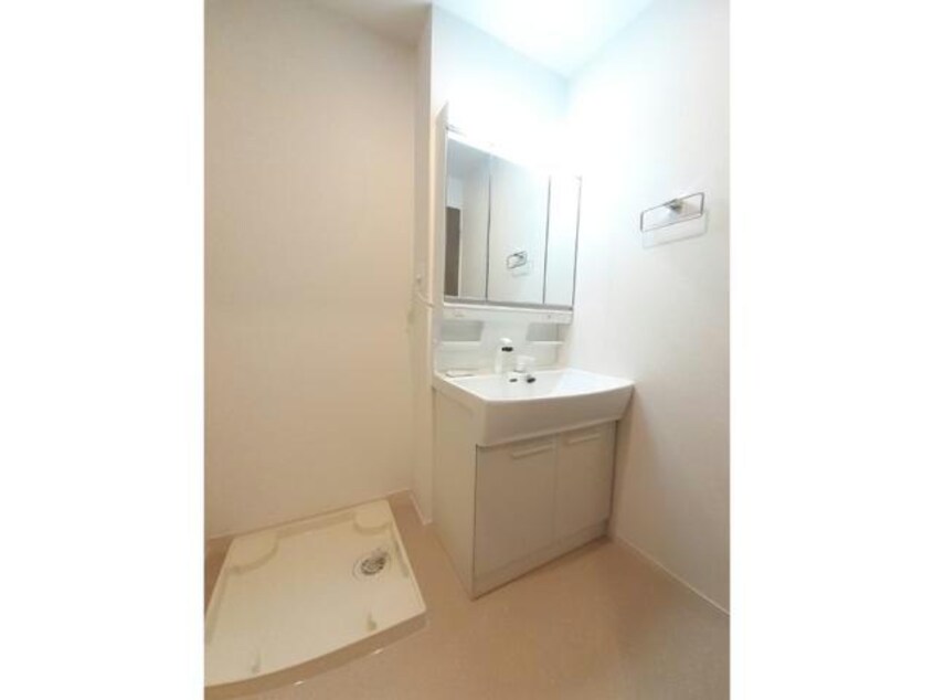  エスポワールB (東松山市西本宿)