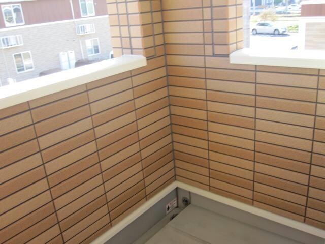  ダンデライオン　弐番館