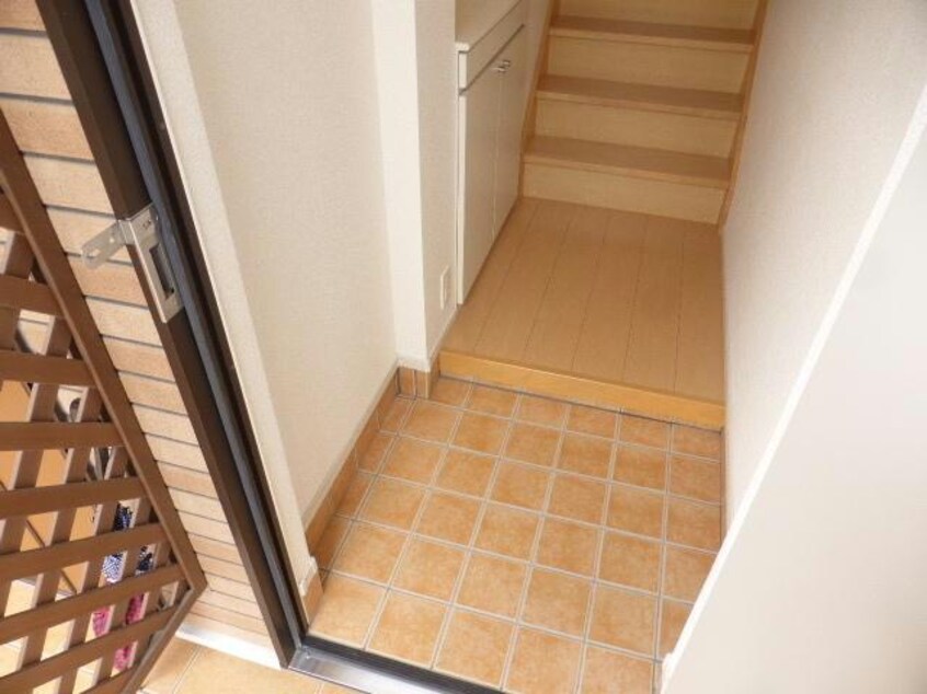  ダンデライオン　壱番館