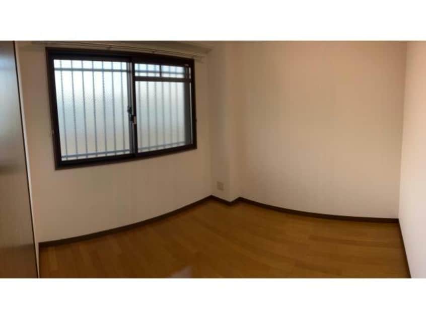 北側洋室 レジデンスSUZUKI