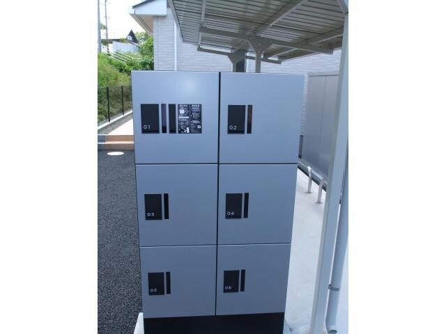 宅配ボックス フルール