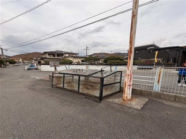 ゴミ置き場 ロイヤルハイツＨＡＲＡＤＡ