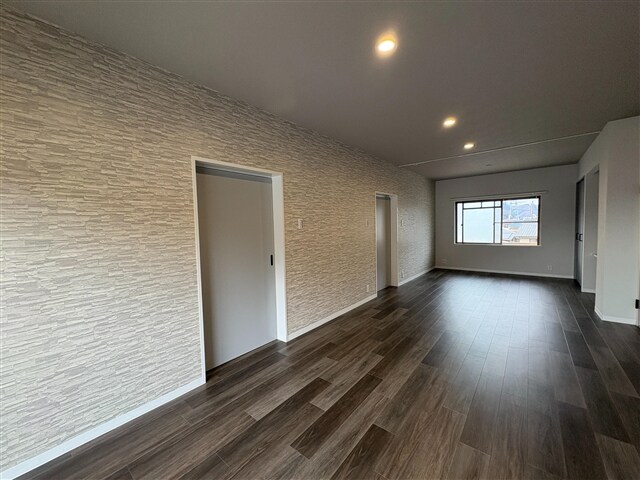 リビング ロイヤルハイツＨＡＲＡＤＡ