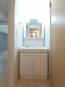  呉線/竹原駅 バス16分新庄下車:停歩1分 1階 築6年