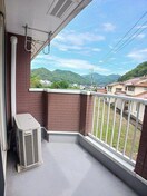  呉線/竹原駅 バス16分荘野小学校下車:停歩3分 2階 築21年