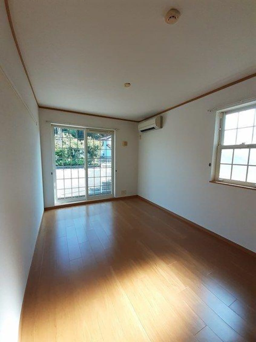  呉線/竹原駅 バス11分水の口下車:停歩4分 1階 築20年