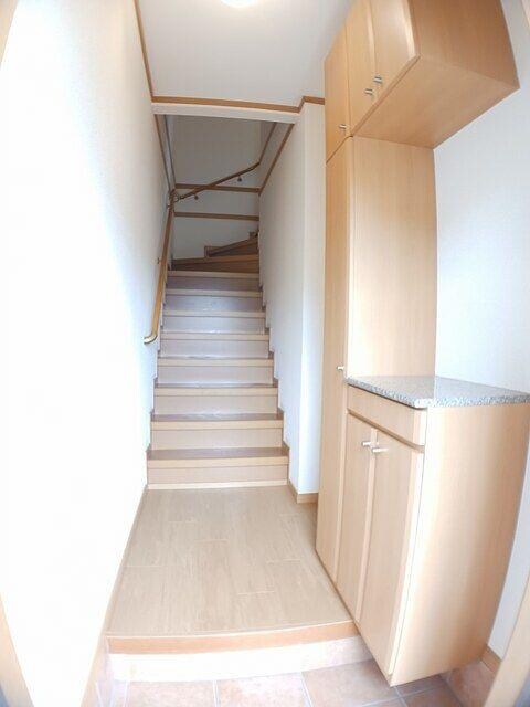  呉線/竹原駅 バス6分中通下車:停歩2分 2階 築20年