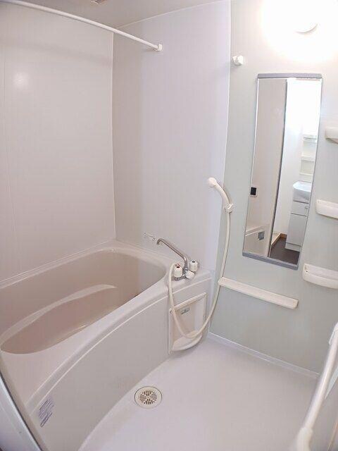  呉線/竹原駅 バス6分中通下車:停歩2分 2階 築20年