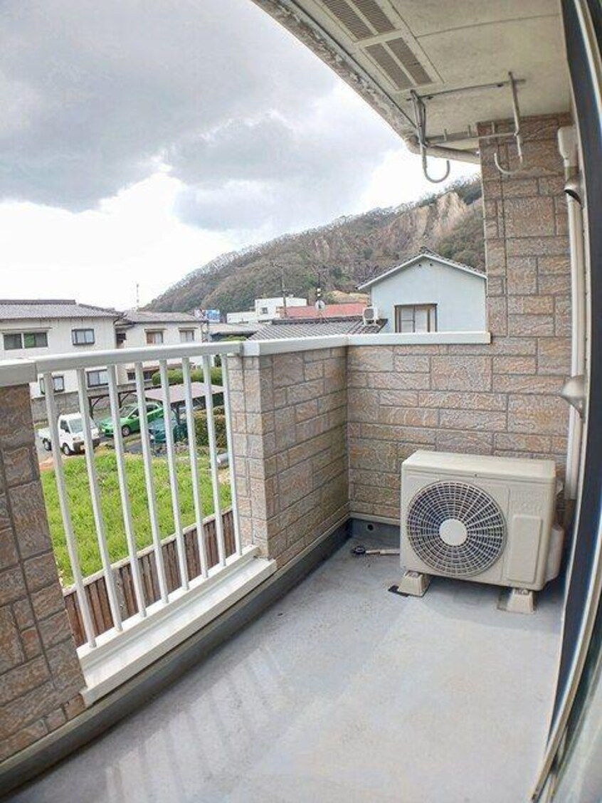  呉線/竹原駅 バス6分中通下車:停歩2分 2階 築20年