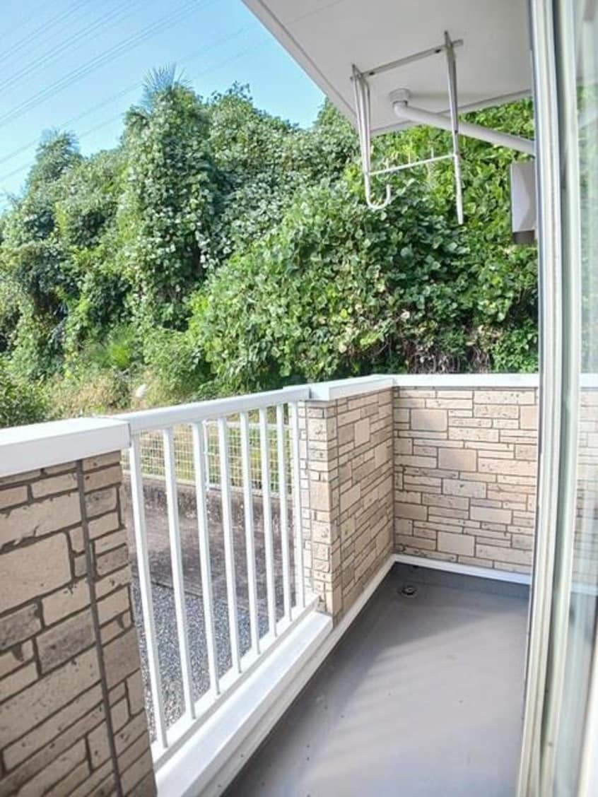  呉線/竹原駅 バス5分中通下下車:停歩11分 1階 築18年