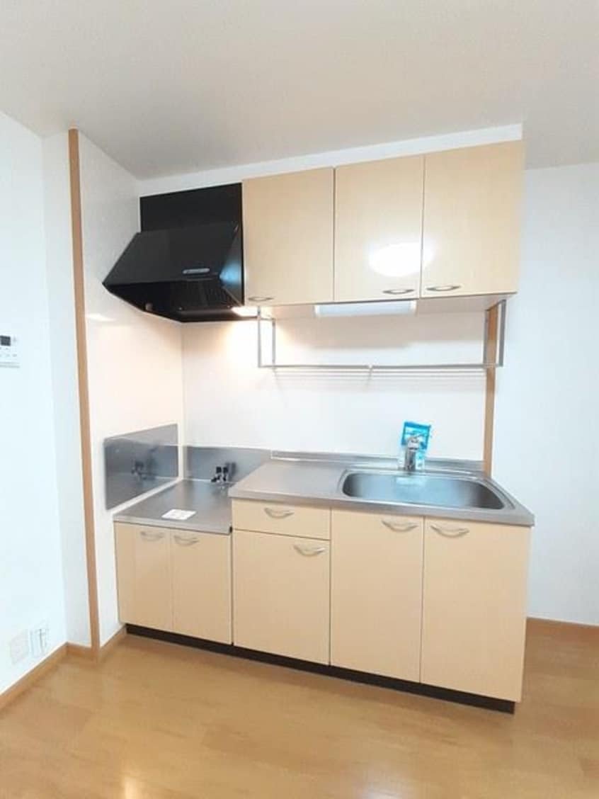  呉線/竹原駅 バス5分中通下下車:停歩11分 1階 築18年