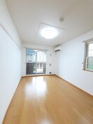  呉線/竹原駅 バス5分中通下下車:停歩11分 1階 築18年