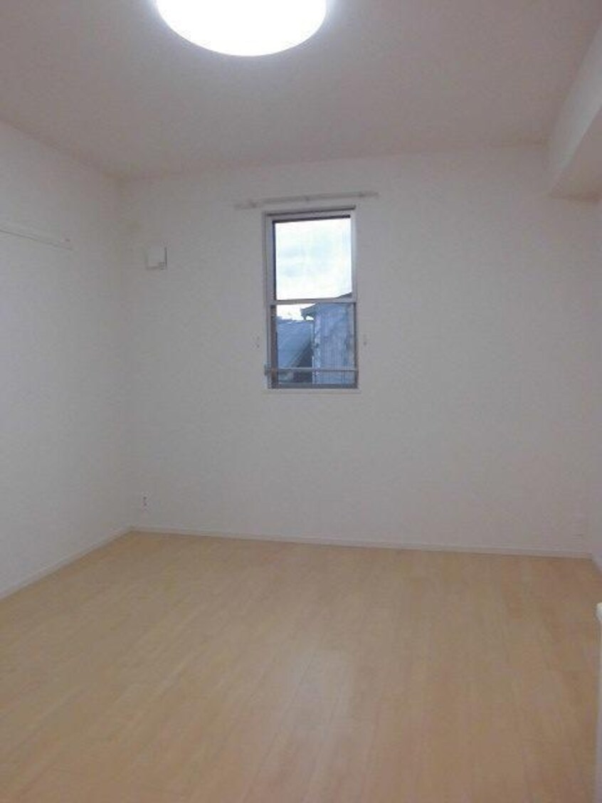  呉線/竹原駅 徒歩3分 2階 築6年