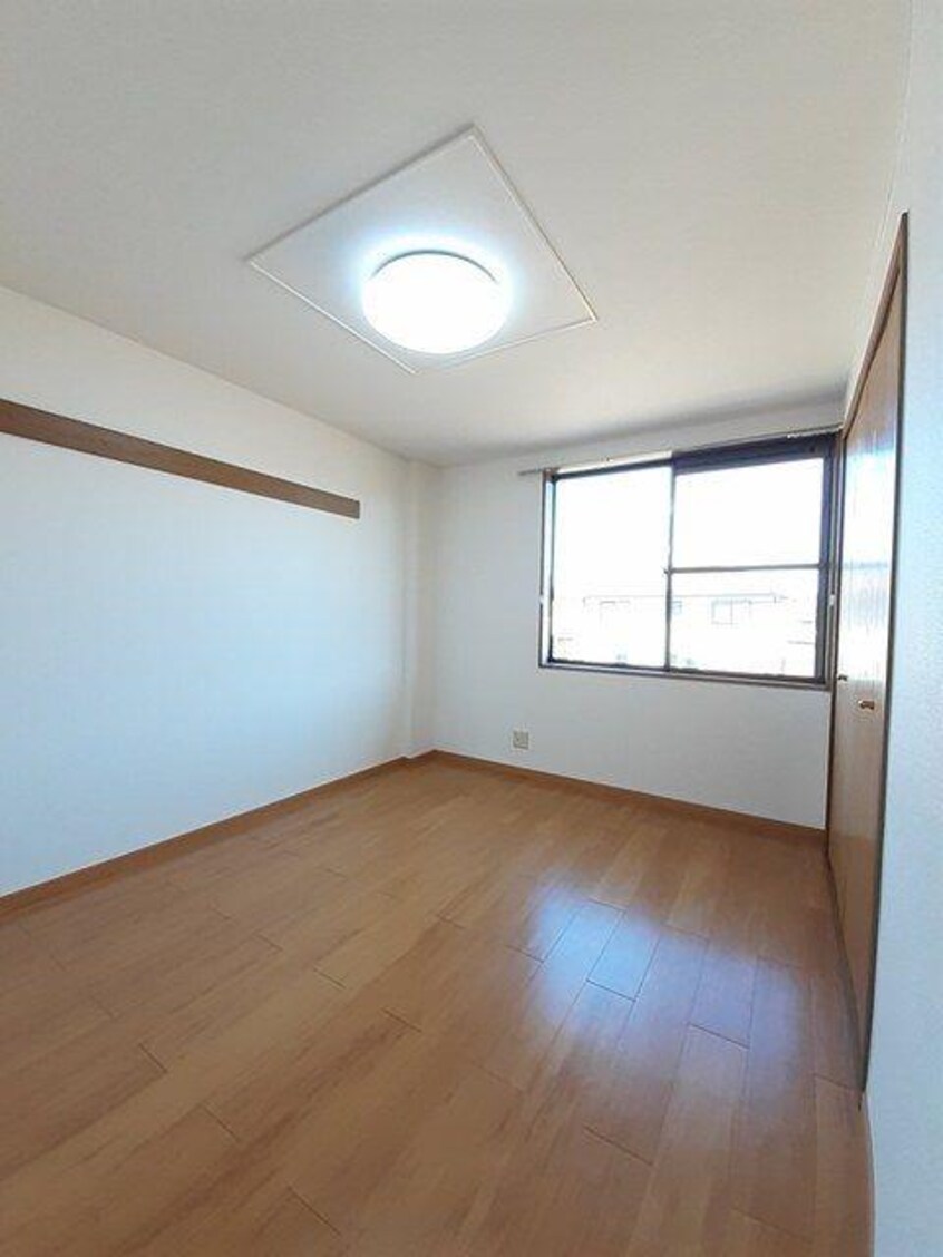  呉線/竹原駅 バス7分竹原西町下車:停歩8分 2階 築26年