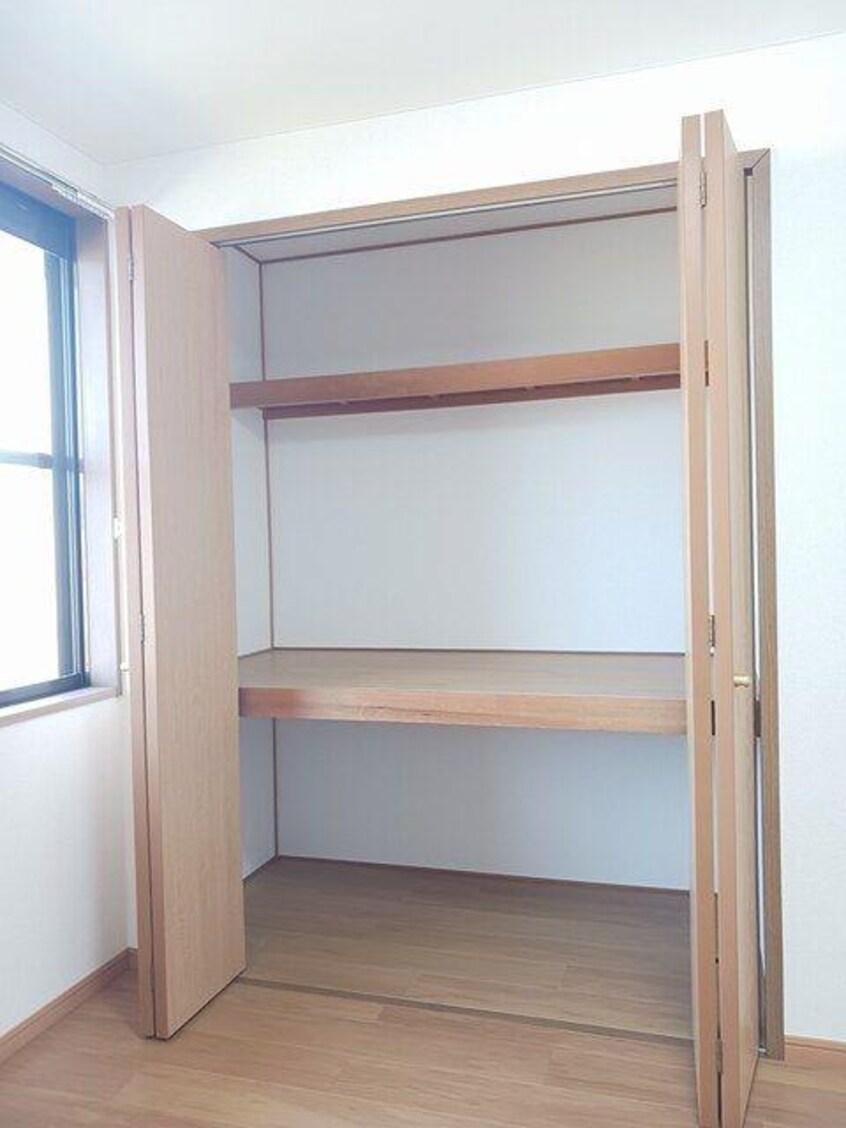  呉線/竹原駅 バス7分竹原西町下車:停歩8分 2階 築26年