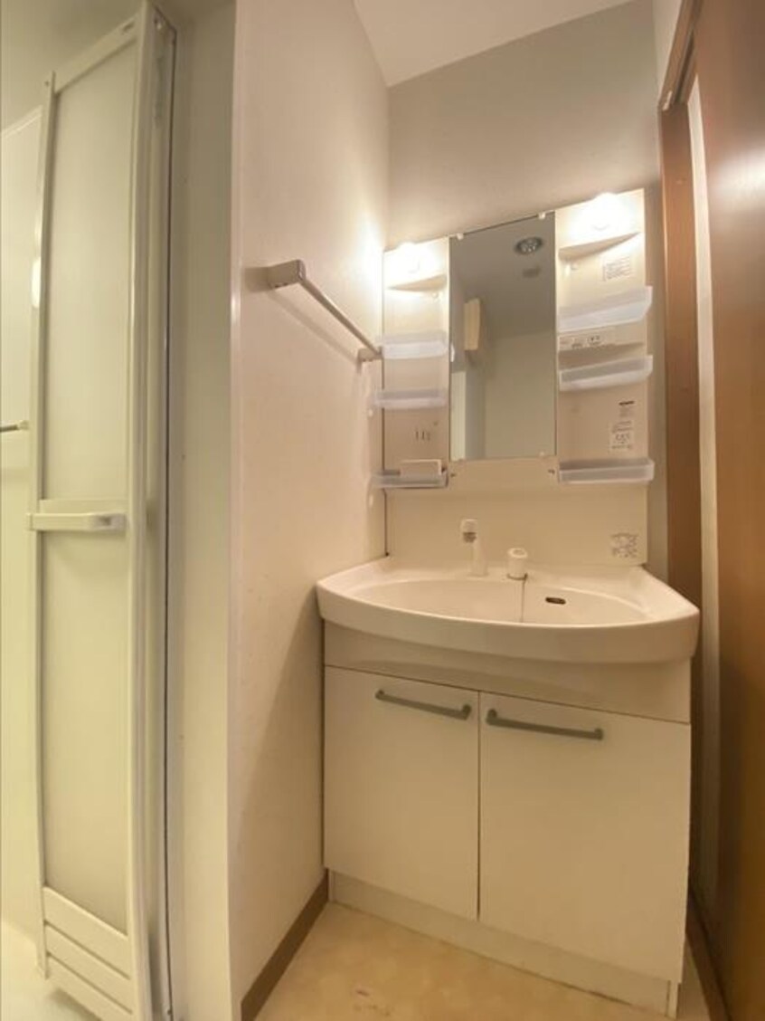 洗面台 CREST OSHIKAWA