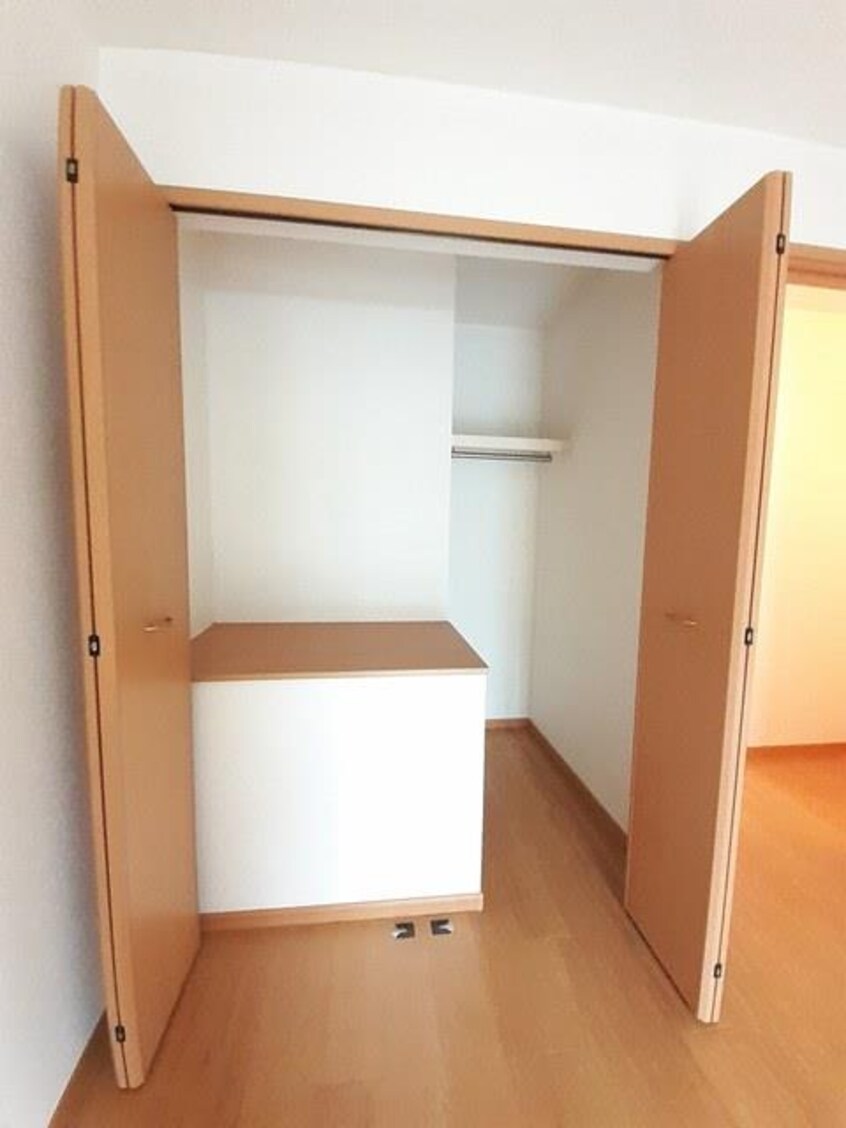  呉線/竹原駅 バス5分中通下下車:停歩11分 2階 築18年