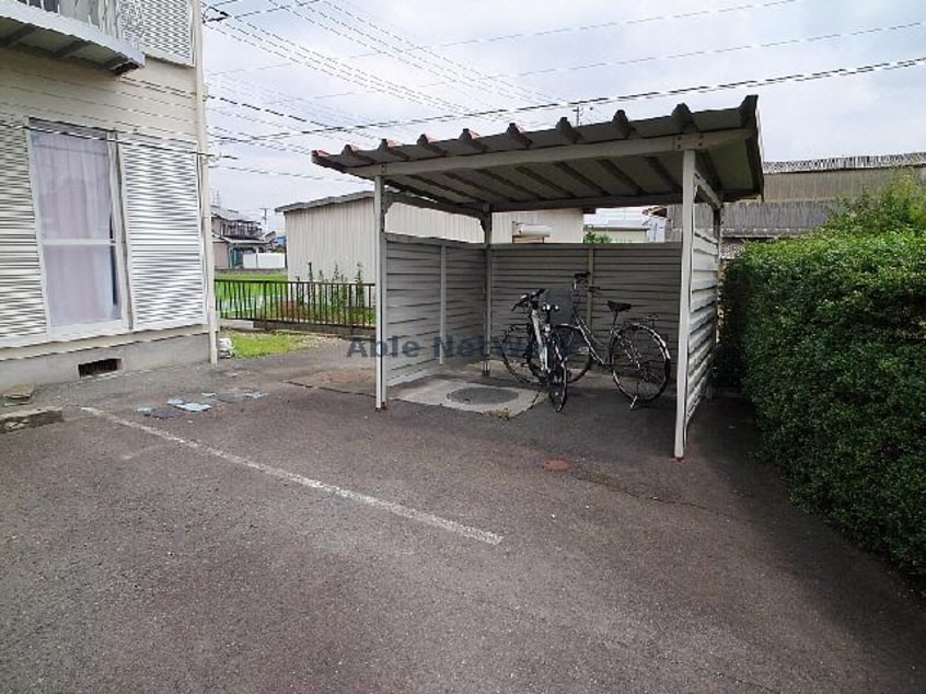 駐輪場 メゾンド・ヤマイチ