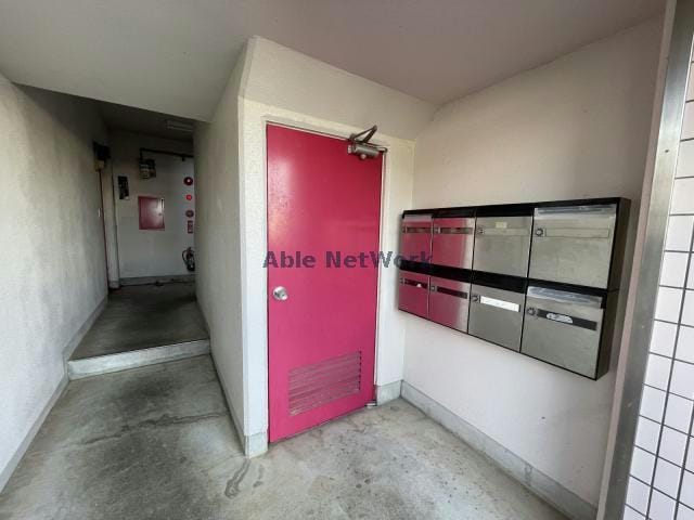 エントランス メゾンドアイン