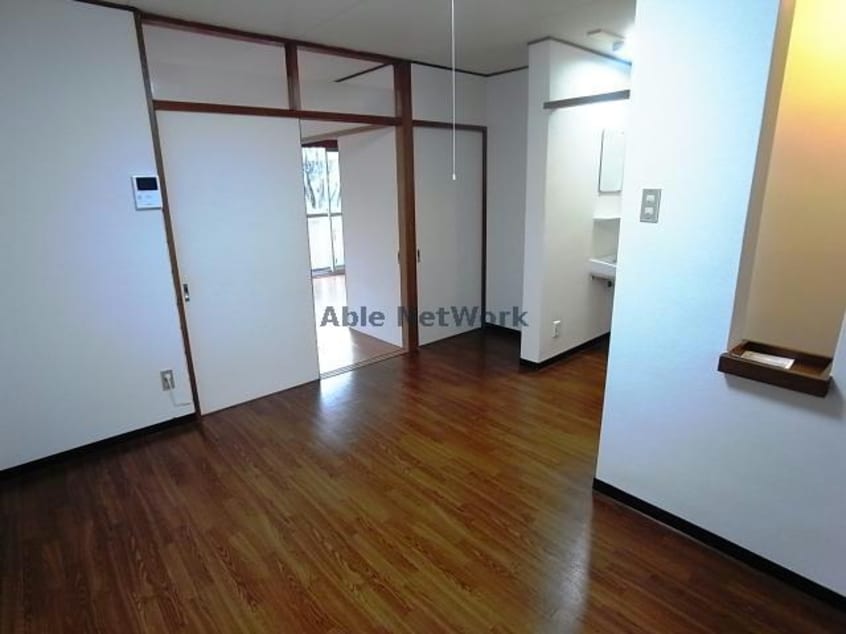 DK シェイーネマツノ南棟