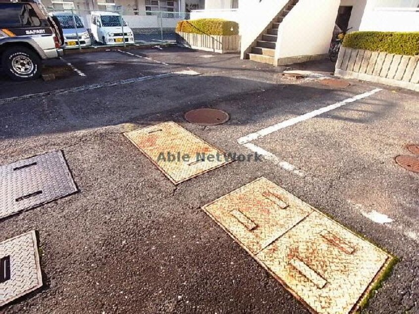 駐車場 パールハイツ トヨダ