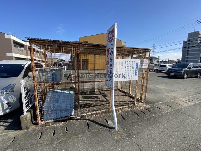 ごみ置き場 フラワーポリス咲