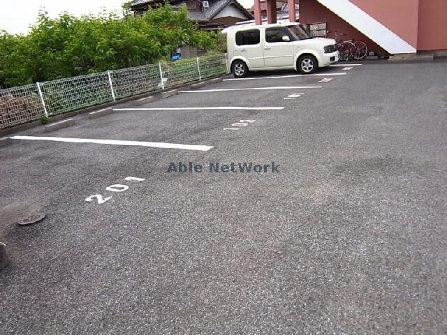 駐車場 柿ノ木美江寺