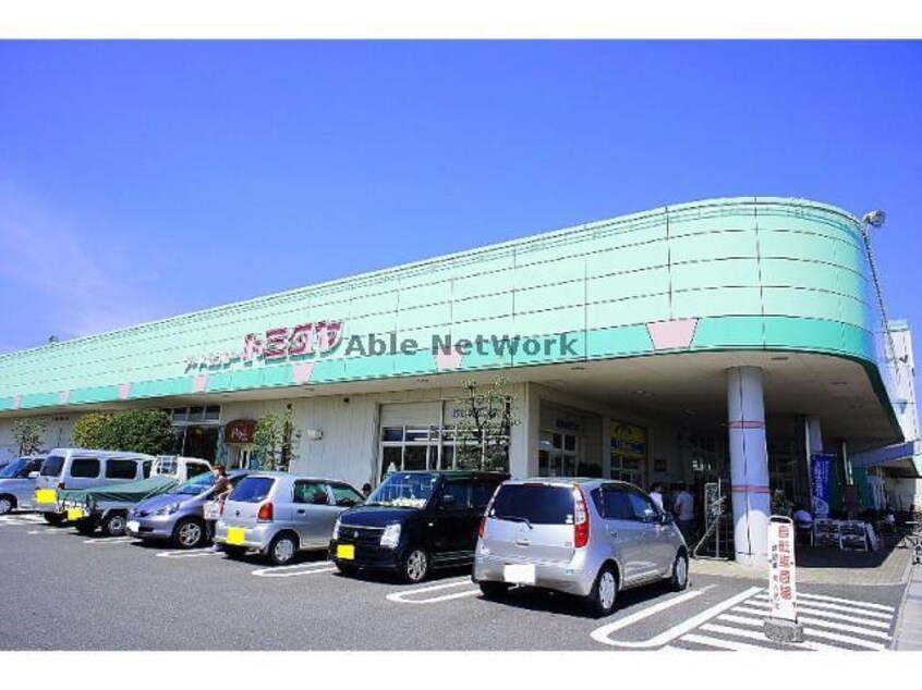 トミダヤ巣南店(スーパー)まで966m 柿ノ木美江寺