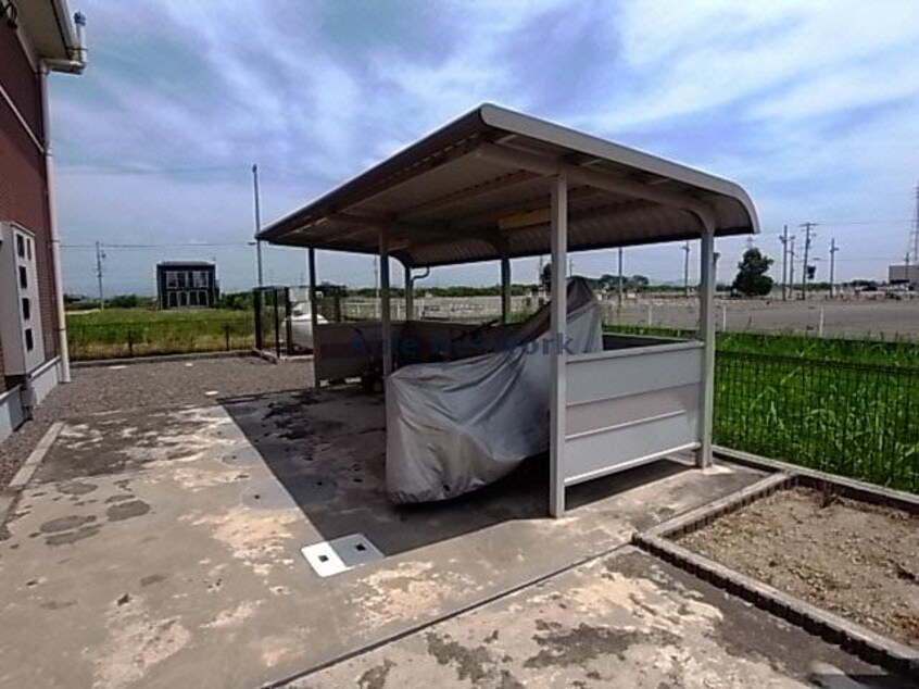 駐輪場 アネシス　ティー