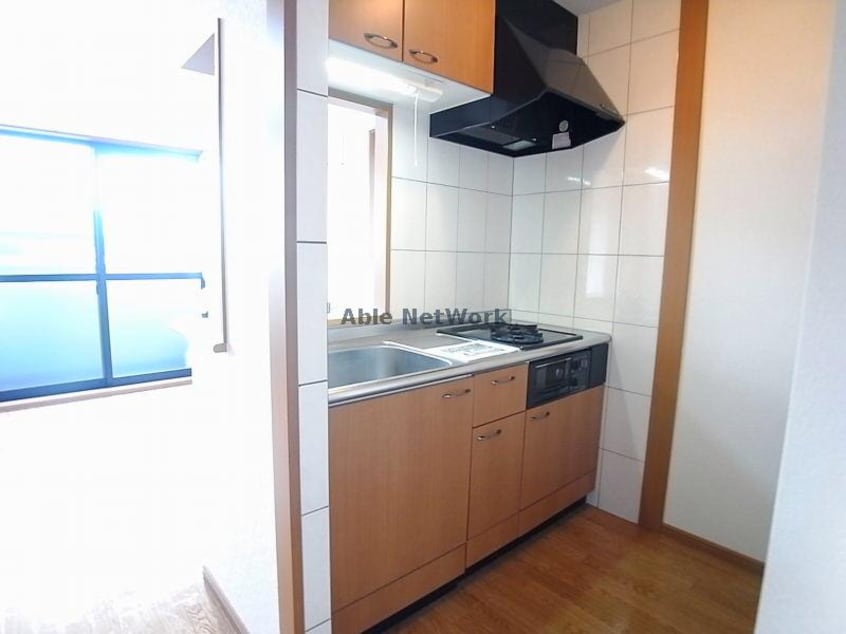 キッチン ウッドヴィレッジⅢ