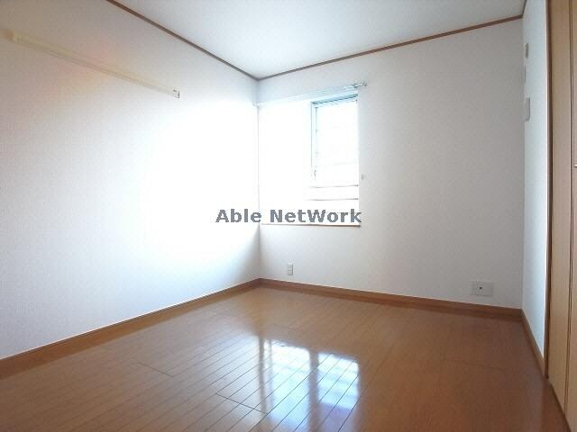 居室 エルカーサＢ