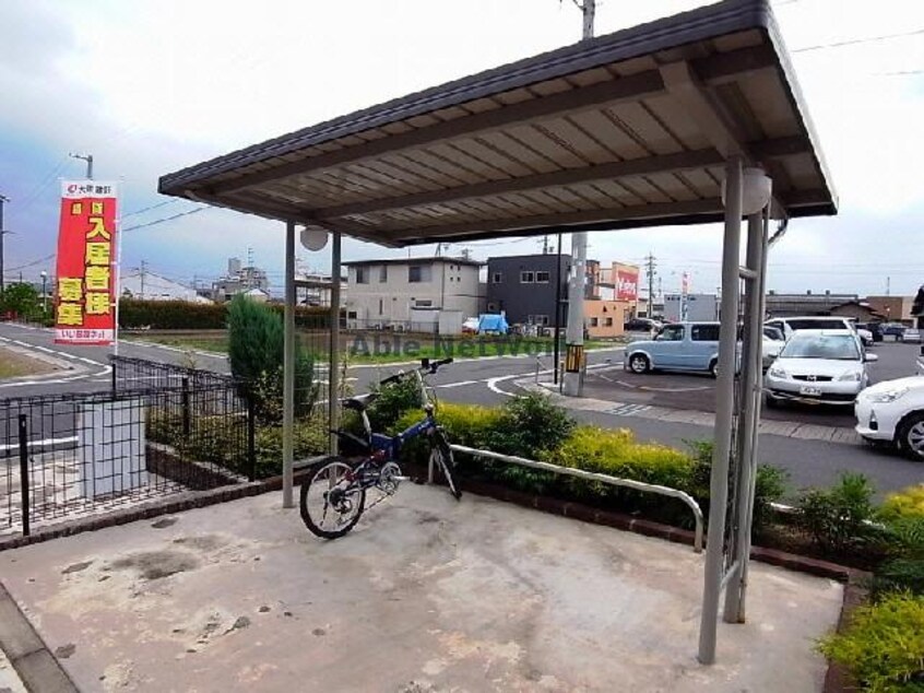 駐輪場 フォレストシーンＢ