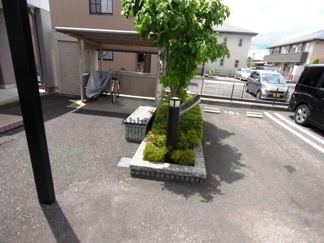 駐輪場 ブリリアントガーデンＢ