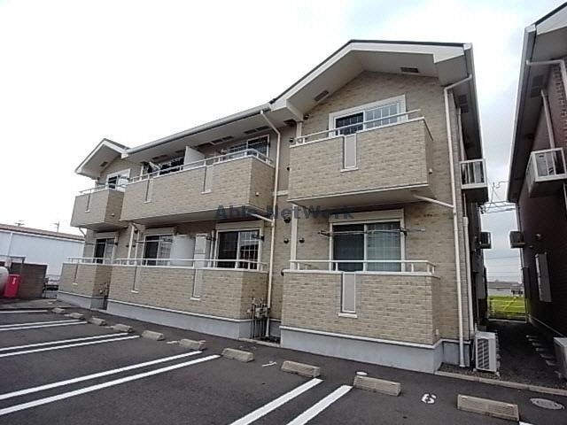 外観 クロスローズ参番館