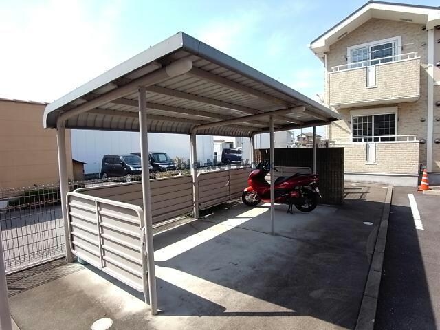 駐輪場 クロスローズ参番館