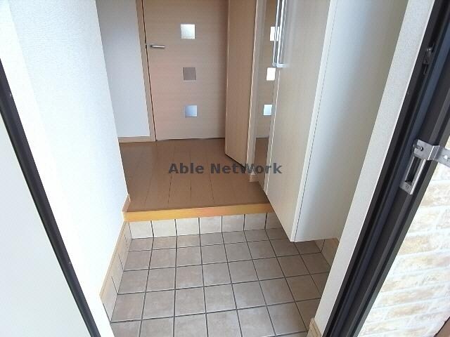 玄関回り エテルノパラッツオⅠ