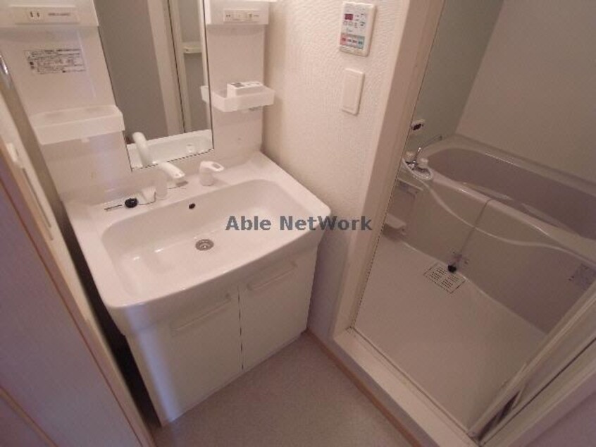 洗面 デ・アコールド