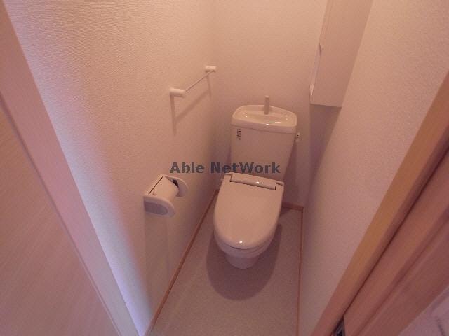 トイレ デ・アコールド