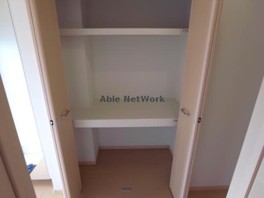 収納 デ・アコールド