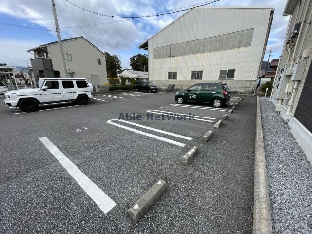 駐車場 モデレート　