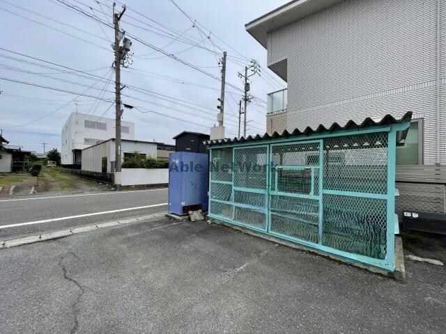 ゴミ捨て場 スカイハイツ