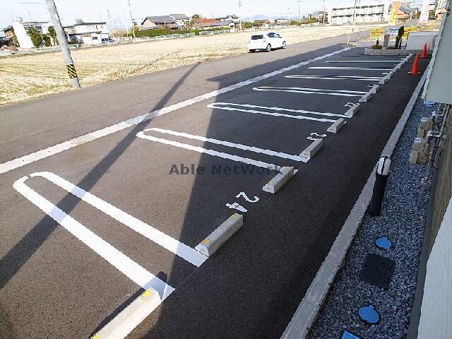 駐車場 サンパティークＣ