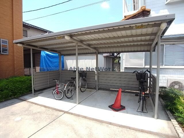 駐輪場 ヴィラ　ボンズ