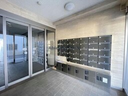 集合ポスト／宅配ボックス