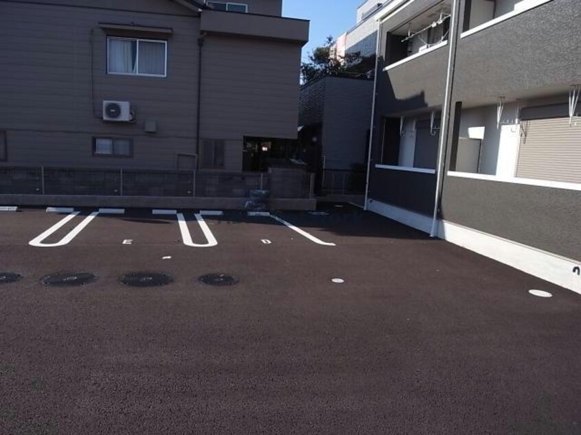駐車場 セシリア・ＲＥＮ