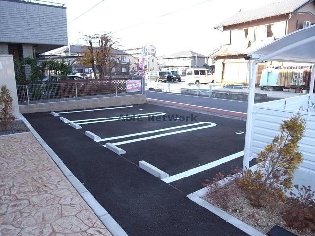 駐車場 セシリア・ＲＥＮ
