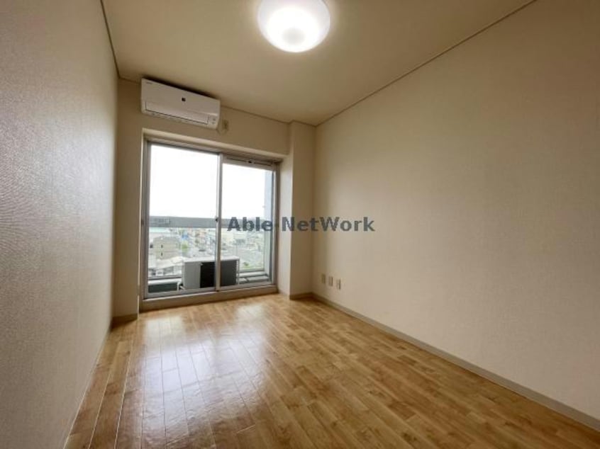 居室 ジアスビル