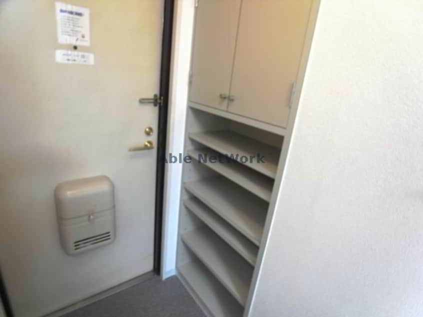 玄関回り ジアスビル