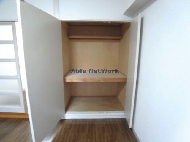 収納 ジアスビル